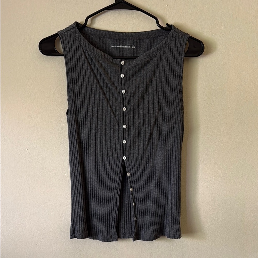 Abercrombie & Fitch Charcoal Ribbed Button-Front Tank Top